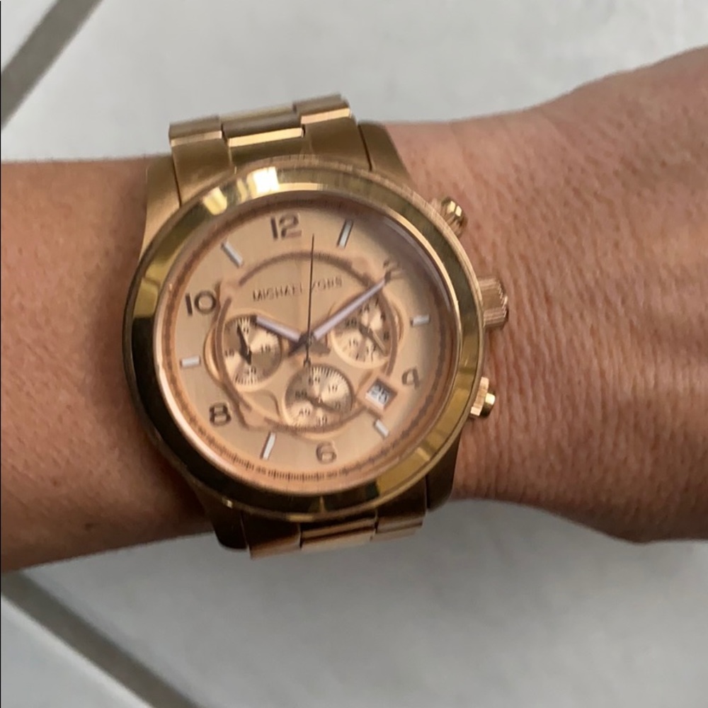 Watch - Picture 3 of 4